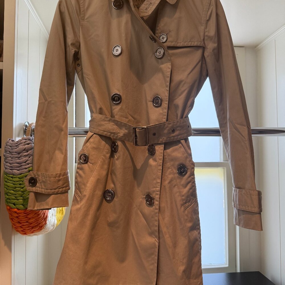 TrenchCoat